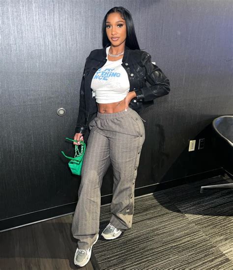 bernice burgos reddit|Bernice Burgos: From Bartender to Instagram Fame and Beyond